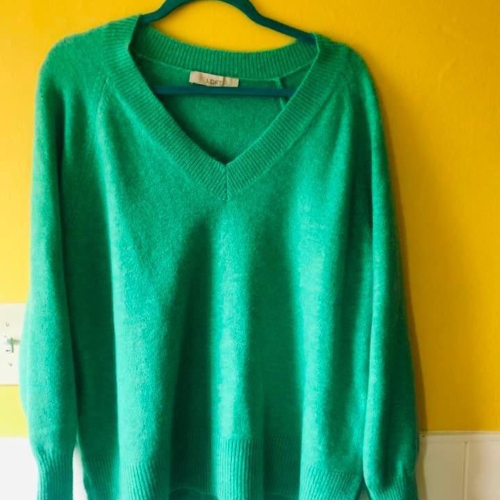 V neck very soft green sweater